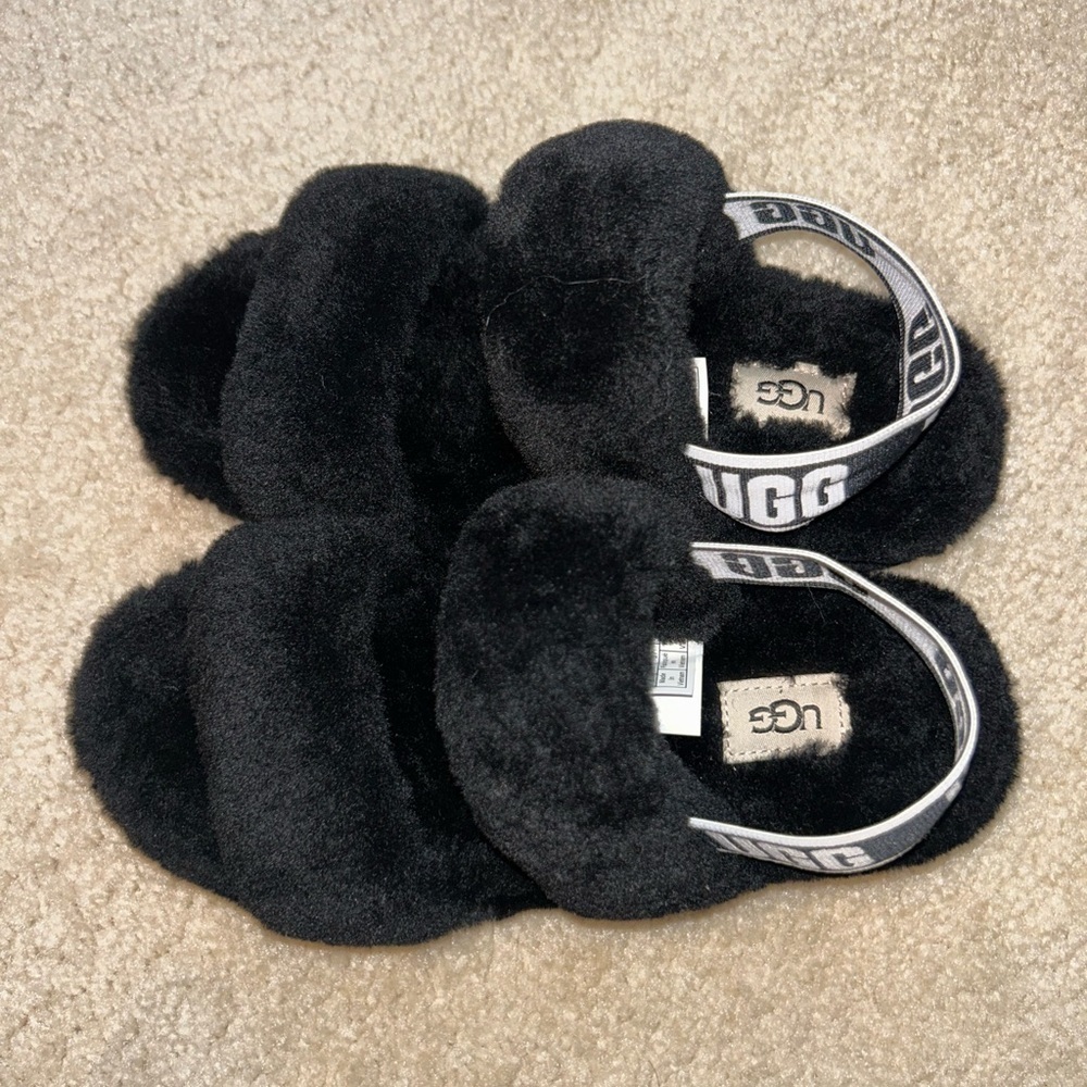 Ugg fluffy slides Size 6 excellent condition like new